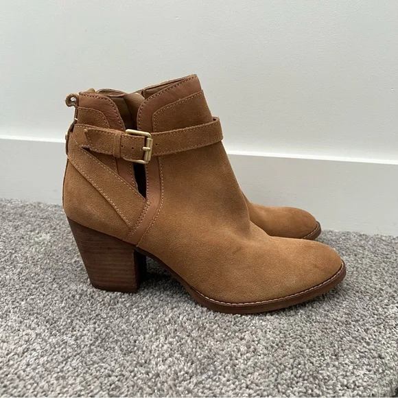 ⭐️Sam Edelman Booties - Picture 3 of 7